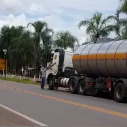 CAMINHONEIROS X MARMITAS BR