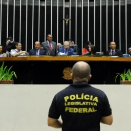 POLICIAL - CÂMARA DOS DEPUTADOS (POLICIAL LEGISLATIVO FEDERAL)