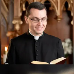 PADRE ALEX NOGUEIRA