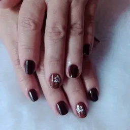 Esmaltaria Cantinho das Unhas