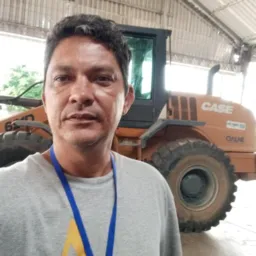 JUNIOR CAMINHÕES E MÁQUINAS