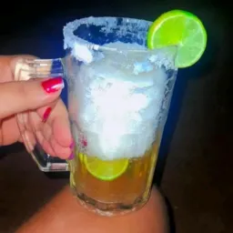 RESENHA🍻😵💫💥