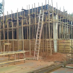 PROFISSIONAIS DA ÁREA CONSTRUÇÃO E REFORMAS
