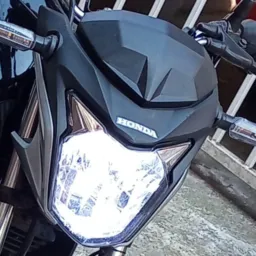 Só carenagem e escape