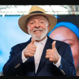 O presidente Luiz Inácio Lula da Silva PT 13 1000%