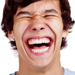 COMEDIA, PROPAGANDA ,TUDO EM GERAL