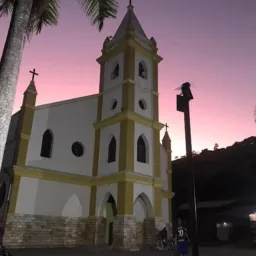 Negocios e oportunidades em Coroaci