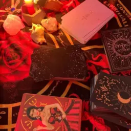 Cartomancia e Oráculos 🔮