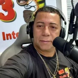 #Fã-Clube/Locutor/Soan de Barros