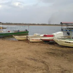 ASSOCIAÇÃO DE BARRAQUEIROS E BARQUEIROS DAS PRAIAS