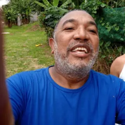 Henrique e Juliano dia dois de maio no Serra dourada com Cláudio Israel eventos