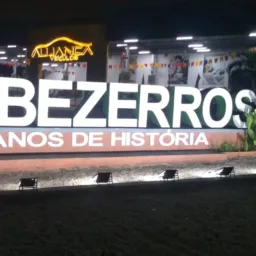 TEM DE TUDO BEZERROS E REGIÃO