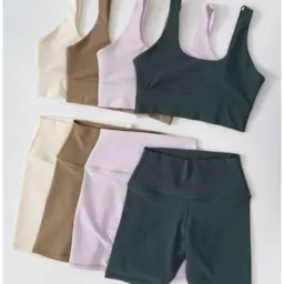 Desapego só roupas de ACADEMIA
