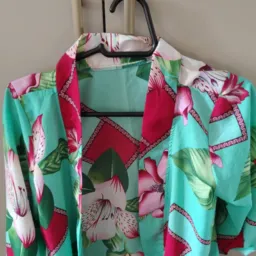 Roupas novas e semi novas👚👗👖