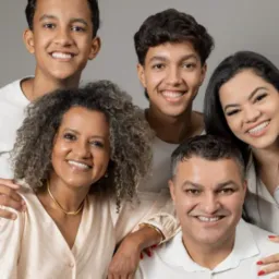 OS 5 ERROS QUE PAIS COMETEM COM OS FILHOS QUE PODEM TRAVAR O FUTURO DELES