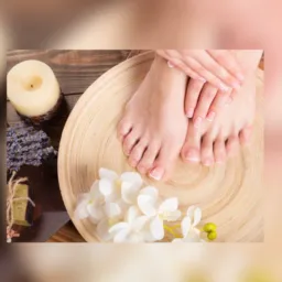 Curso manicure e pedicure + Plástica nos pés por R$200,00 reais
