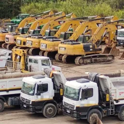 Máquinas e caminhões pelo Brasil 🛻🚚🚜