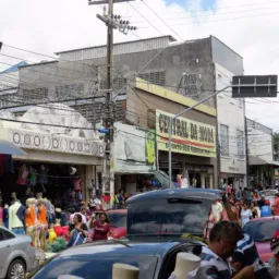 2️⃣FEIRA LIVRE🚖🏍️🐱🐶🐓🦚🦜