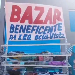 Bazar igreja quadrangular