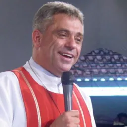 Padre Léo (Comunidade Bethânia)