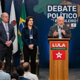 Debate e Política