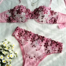 Brechó dás amigas 👗👙