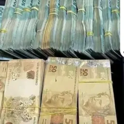 Rifa de dinheiro aí galera amigo ANORINDO