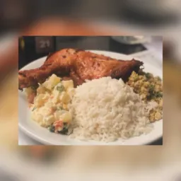 🍢Vendemos churrasco todos os dia a partir das 12h00 da tarde acompanhamento arroz farofa e maionese🍢
