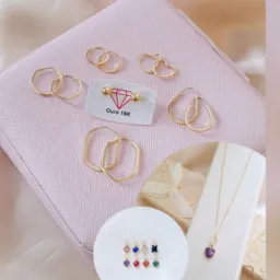 Joias em ouro 18 k joias no ouro 15 k .. Após o pedido não fazemos devolução de valores🎁Grupo 03