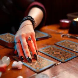 Tarot Terapêutico,apoio emocional✨🌹