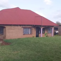 HOUSE/PLOT FOR SALES  MZIMBA  EDINGEN NGALAWEN  MANYAMLA