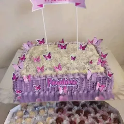 Vendas de salgados bolos decorados pra aniversário e outros mas