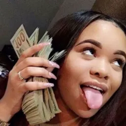Dinheiro na Mão.....🤑🤫😈