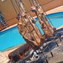 FUTEBOL E CHURRASCO