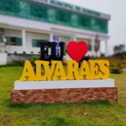 Bazar dos amigos de alvarães 🫂👕🩳👟💵