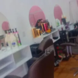 Studio Belly Couto💇🏻♂️💆🏻♀️💅🏻