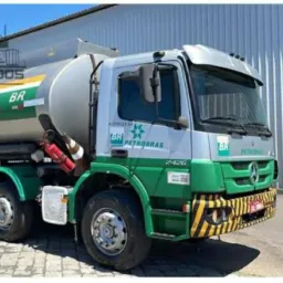 CAMINHÃO tanque 2025