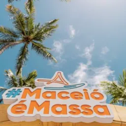 GRUPO DE CASA E APARTAMENTO PARTE ALTA MACEIÓ