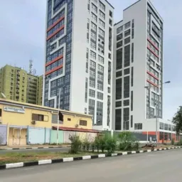 SÓ NEGÓCIOS DE ARRENDAMENTO DE CASAS E TERRENOS