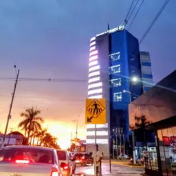 Desapego da lé😉👗🧥🪑🛏️