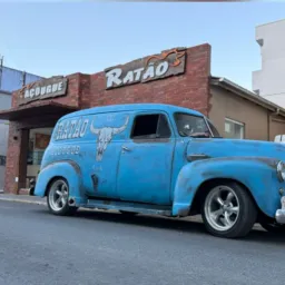 Rīfa churrasco e carros antigos(Evandro)