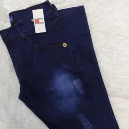 Roupas e assessórios