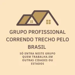 Grupo Profissional Correndo Trecho