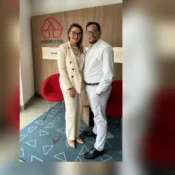 INVESTINDO E POUPANDO JUNTOS