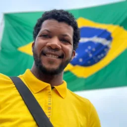 éMoisés Notícias