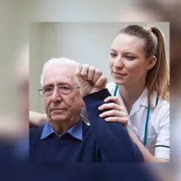 TURMA DO CURSO DE CUIDADOS COM PACIENTES EM RECUPERAÇÃO DE AVC