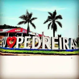 Compras e vendas em Pedreiras 🛍