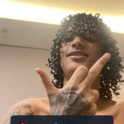 Zueira Total🥳
