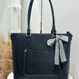 Bolsas e calçados
