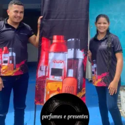 Perfumes e presentes